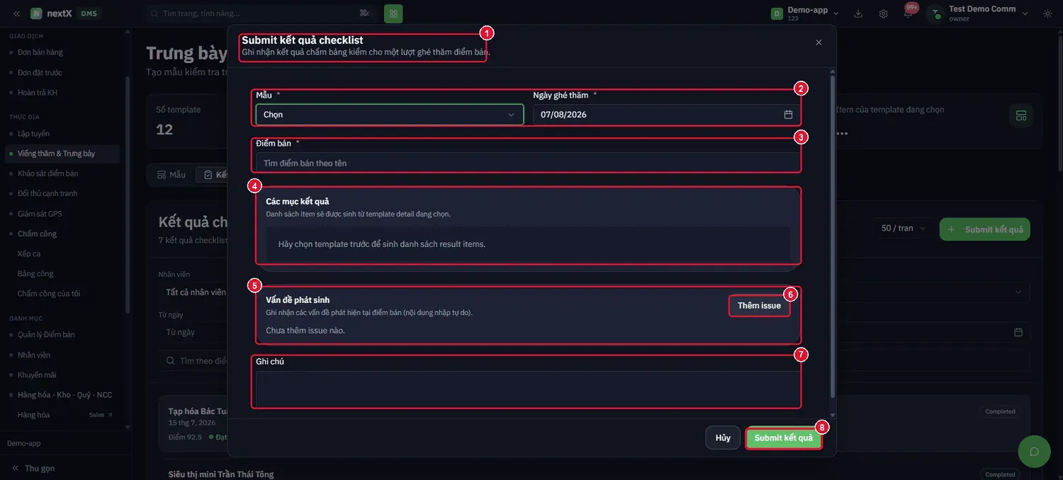 Hộp thoại Submit kết quả checklist: chọn mẫu, ngày ghé thăm, điểm bán rồi chấm từng tiêu chí.